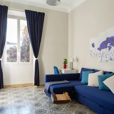 Apartment A Un Passo Dal Colosseo *