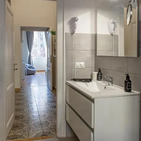 A Un Passo Dal Colosseo Apartment