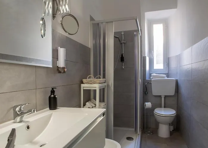 A Un Passo Dal Colosseo *